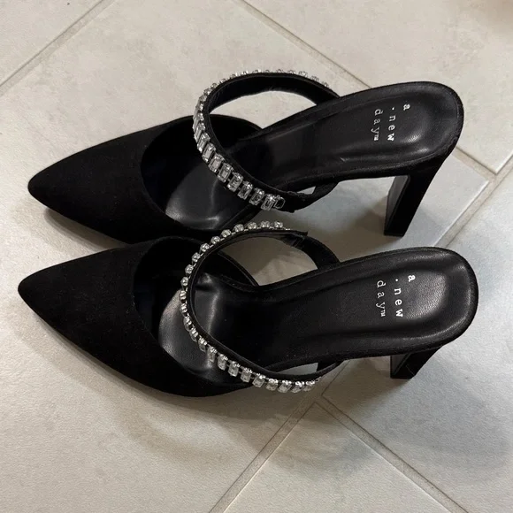 NWOT A New Day Black Heels with Sparkling Strap - Picture 2 of 7